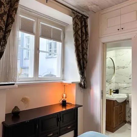 Apartment Cozy & Unique In Old Town Tallinn